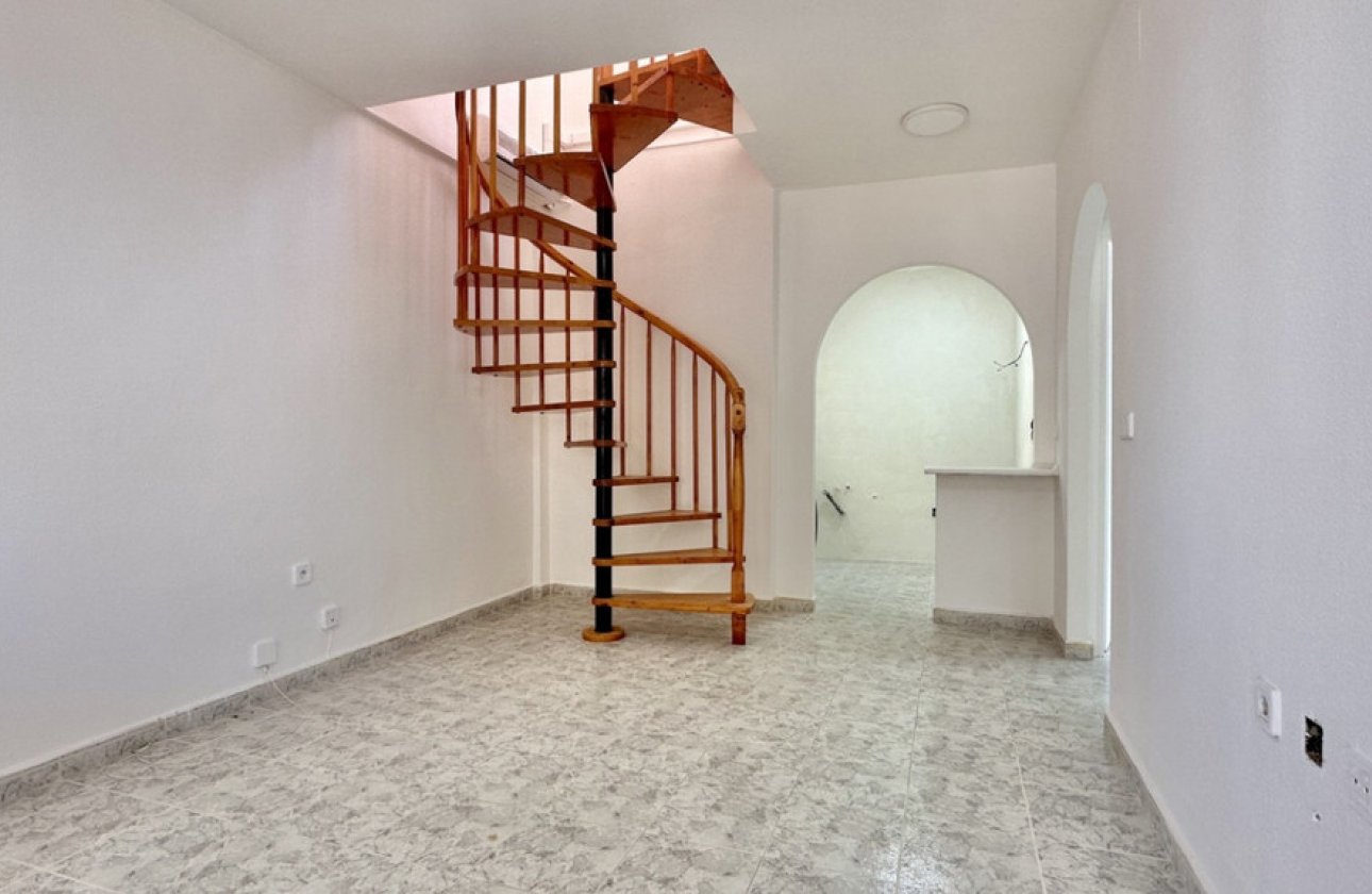 Használt ingatlanok - Apartman / lakás -
Orihuela - Playa Flamenca