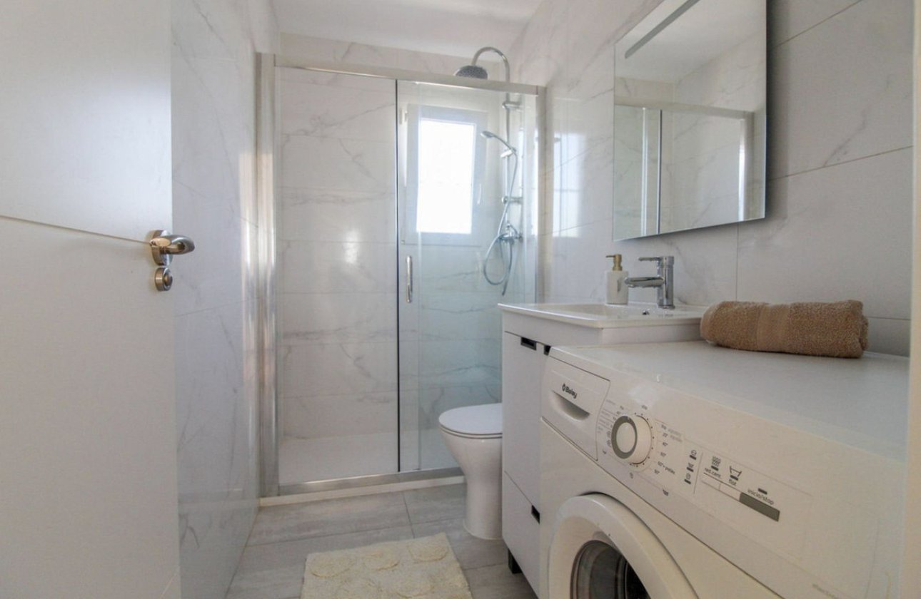 Használt ingatlanok - Apartman / lakás -
Orihuela - Punta Prima