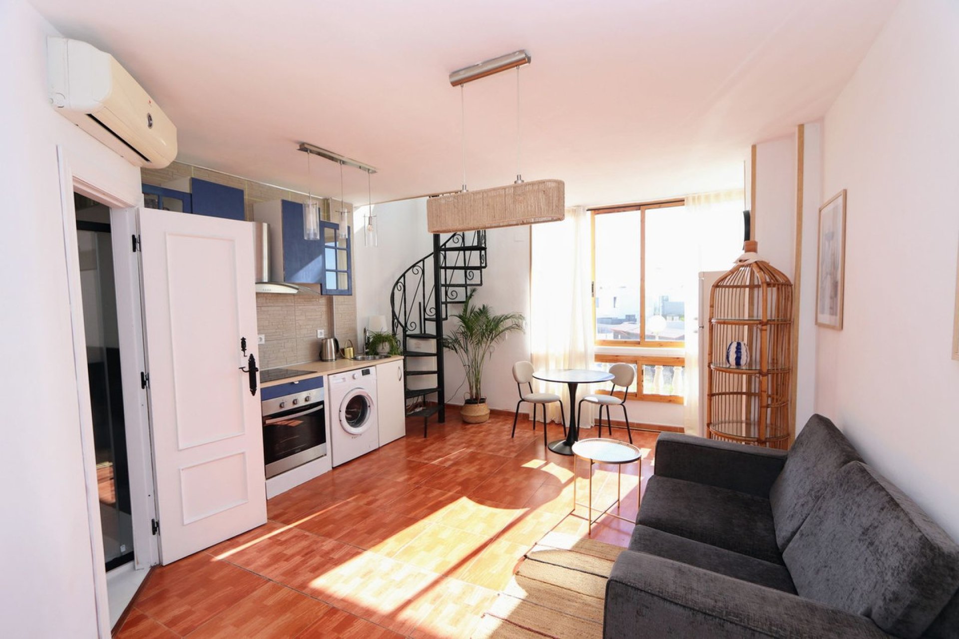 Használt ingatlanok - Apartman / lakás -
Orihuela - Punta Prima