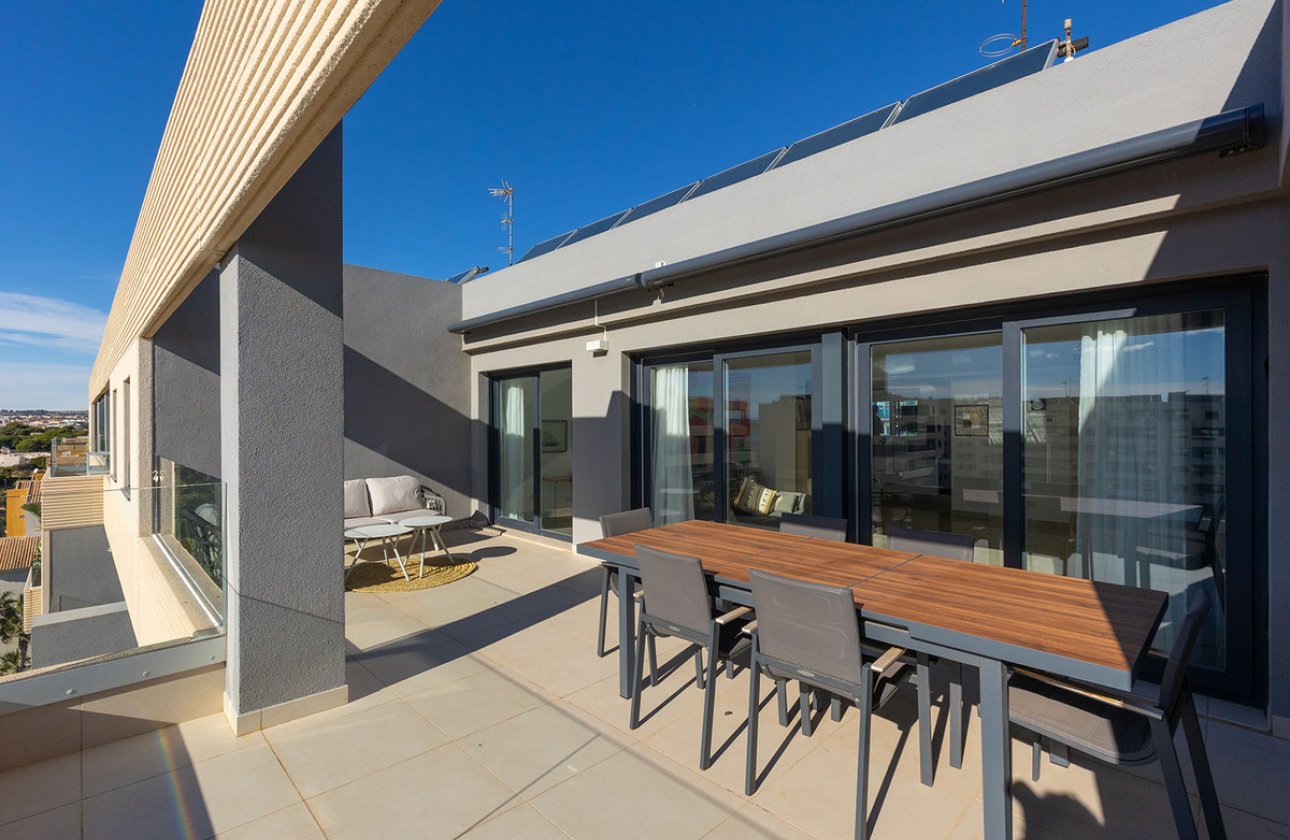 Használt ingatlanok - Apartman / lakás -
Orihuela - Punta Prima