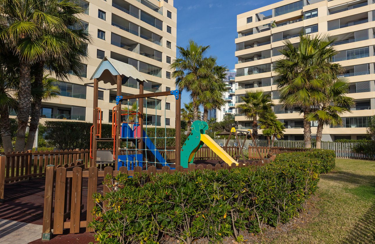 Használt ingatlanok - Apartman / lakás -
Orihuela - Punta Prima