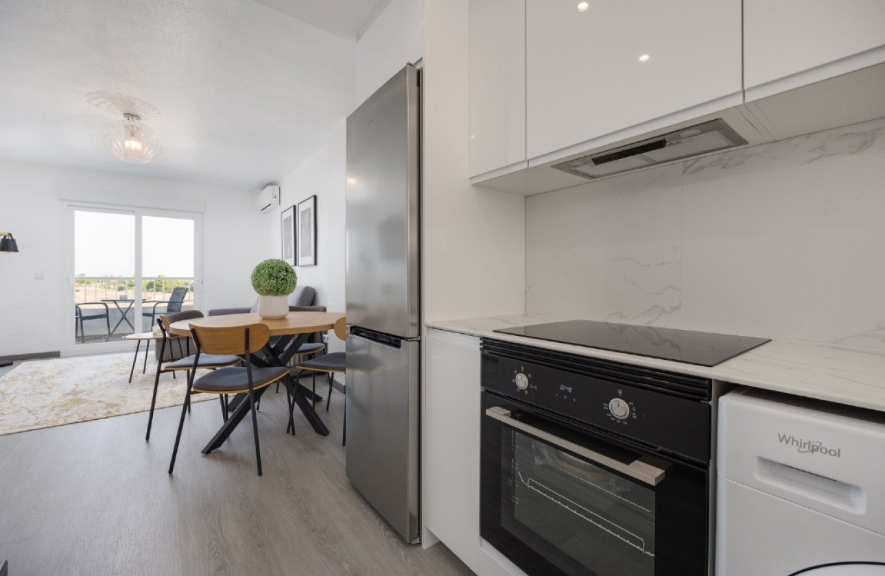 Használt ingatlanok - Apartman / lakás -
Orihuela - Punta Prima