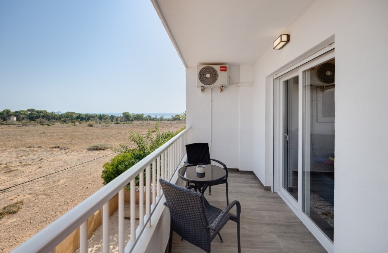 Használt ingatlanok - Apartman / lakás -
Orihuela - Punta Prima