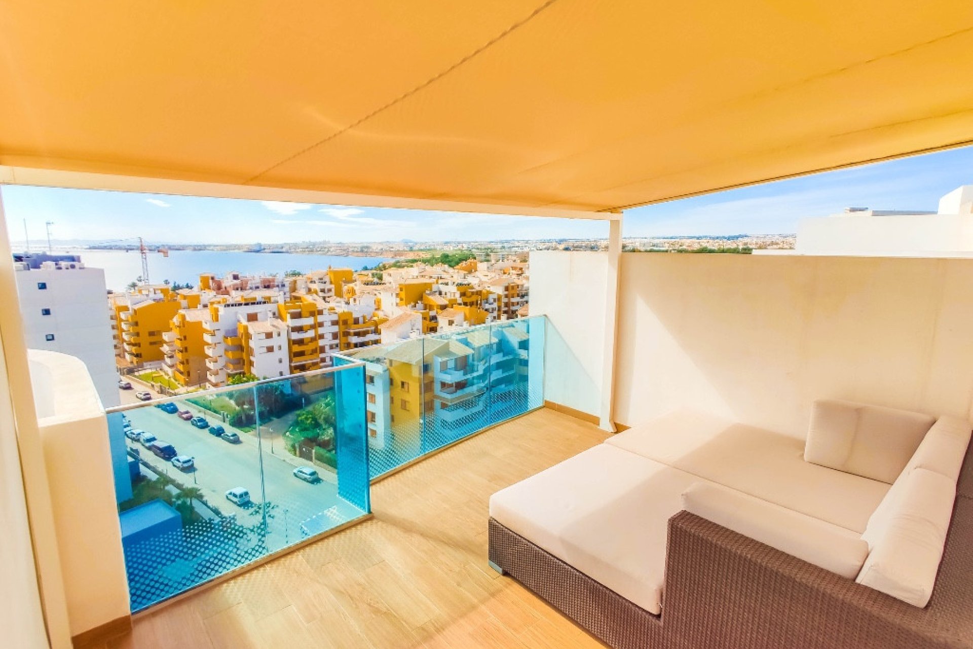Használt ingatlanok - Apartman / lakás -
Orihuela - Punta Prima