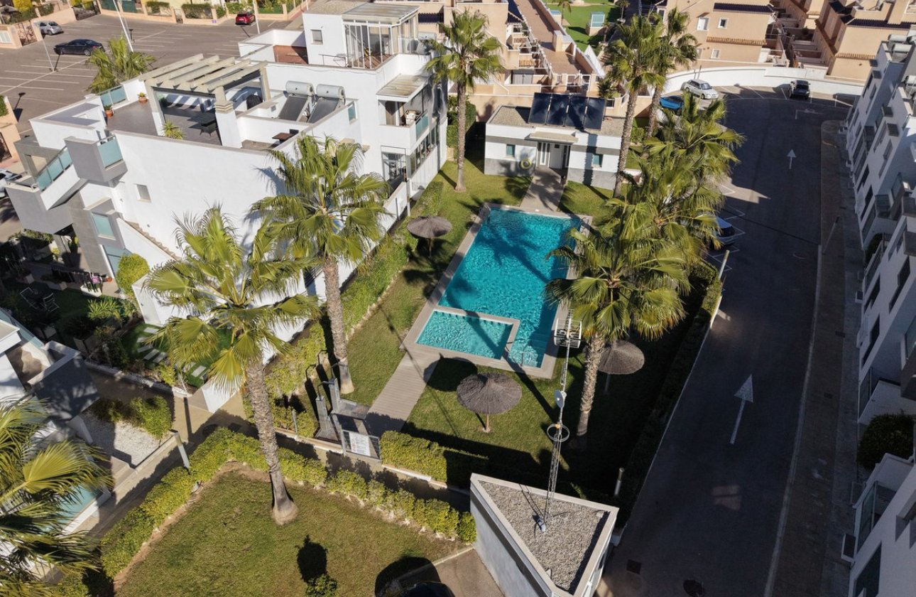 Használt ingatlanok - Apartman / lakás -
Orihuela - Punta Prima