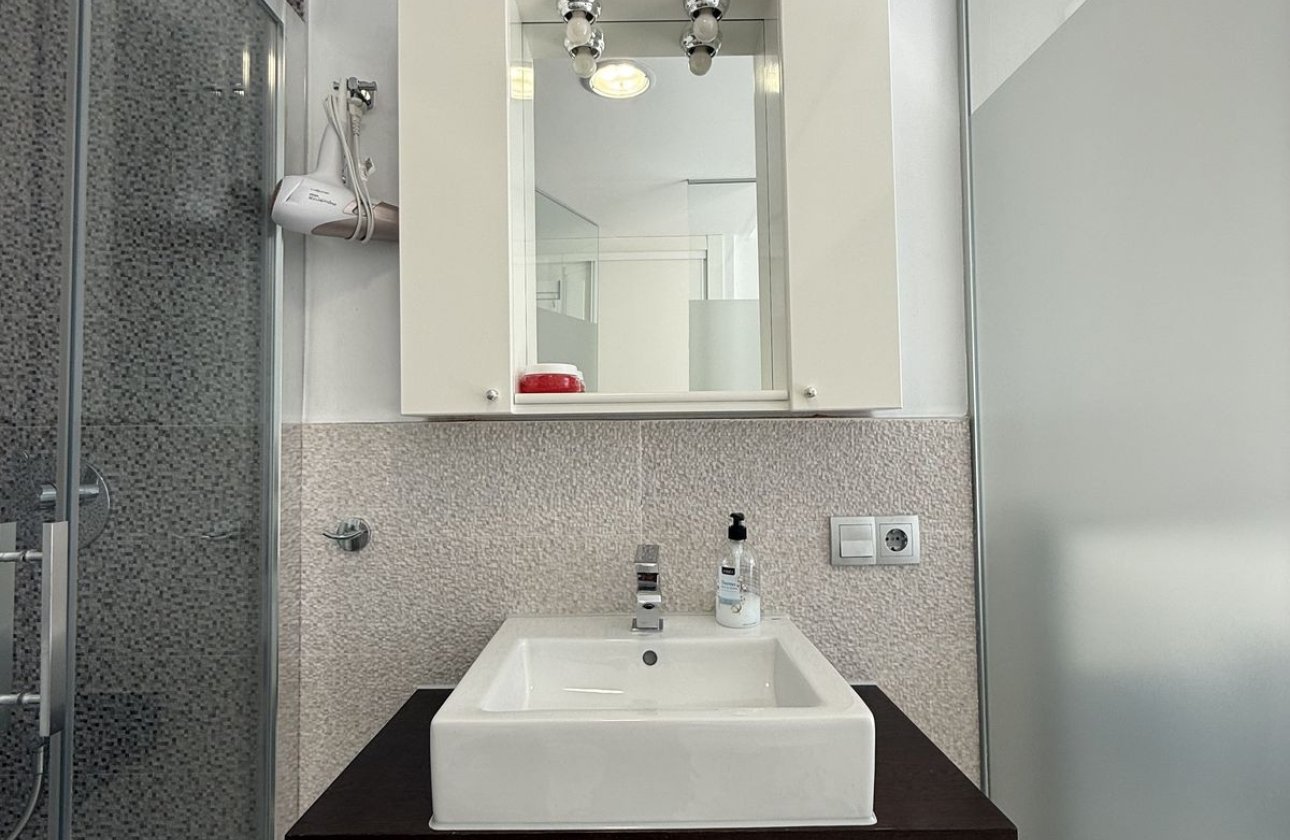 Használt ingatlanok - Apartman / lakás -
Orihuela - Punta Prima