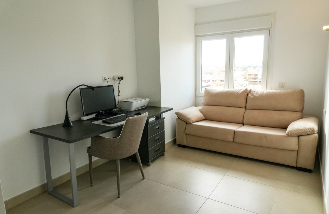 Használt ingatlanok - Apartman / lakás -
Orihuela - Punta Prima
