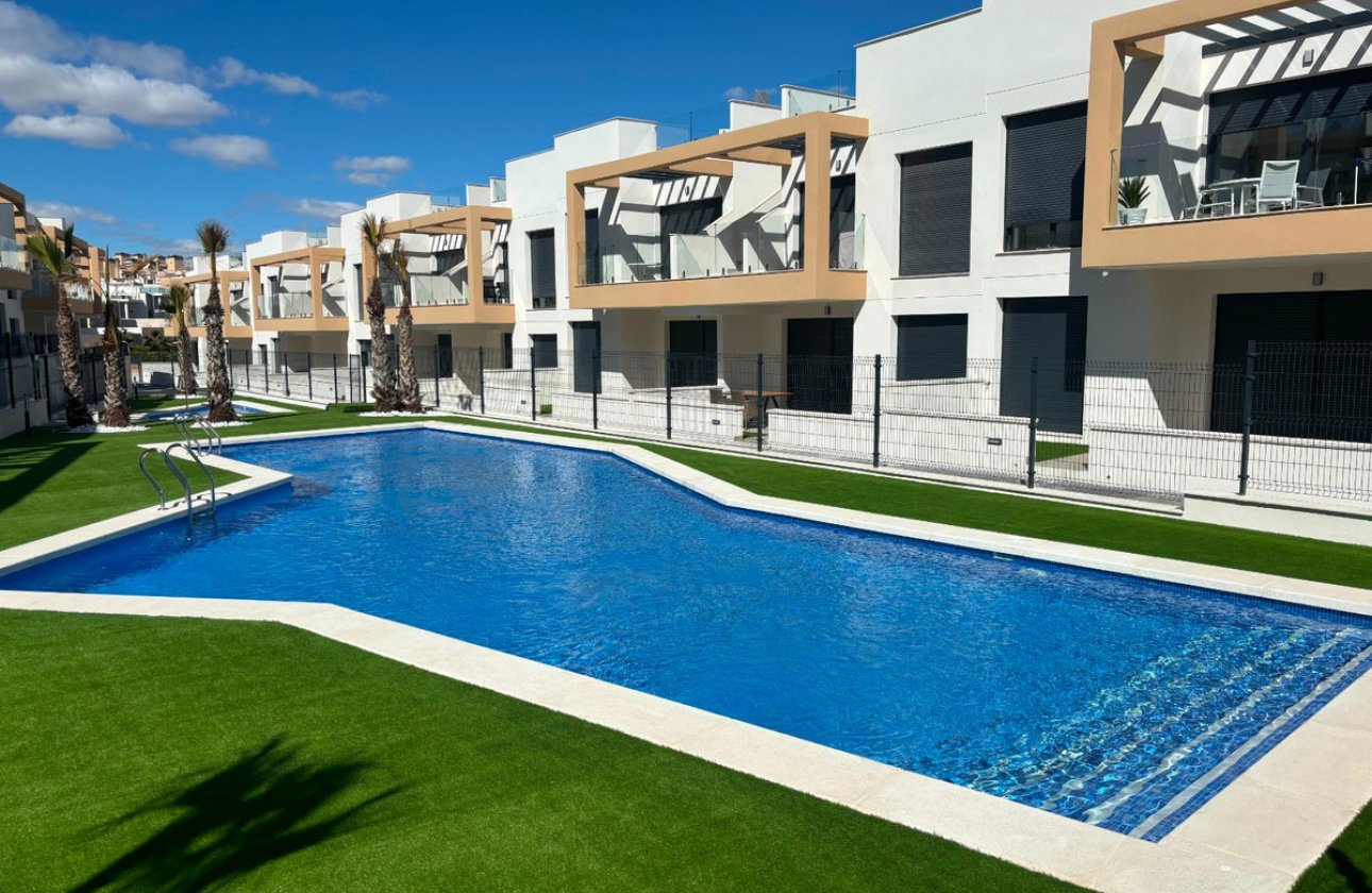 Használt ingatlanok - Apartman / lakás -
Orihuela - Villamartin