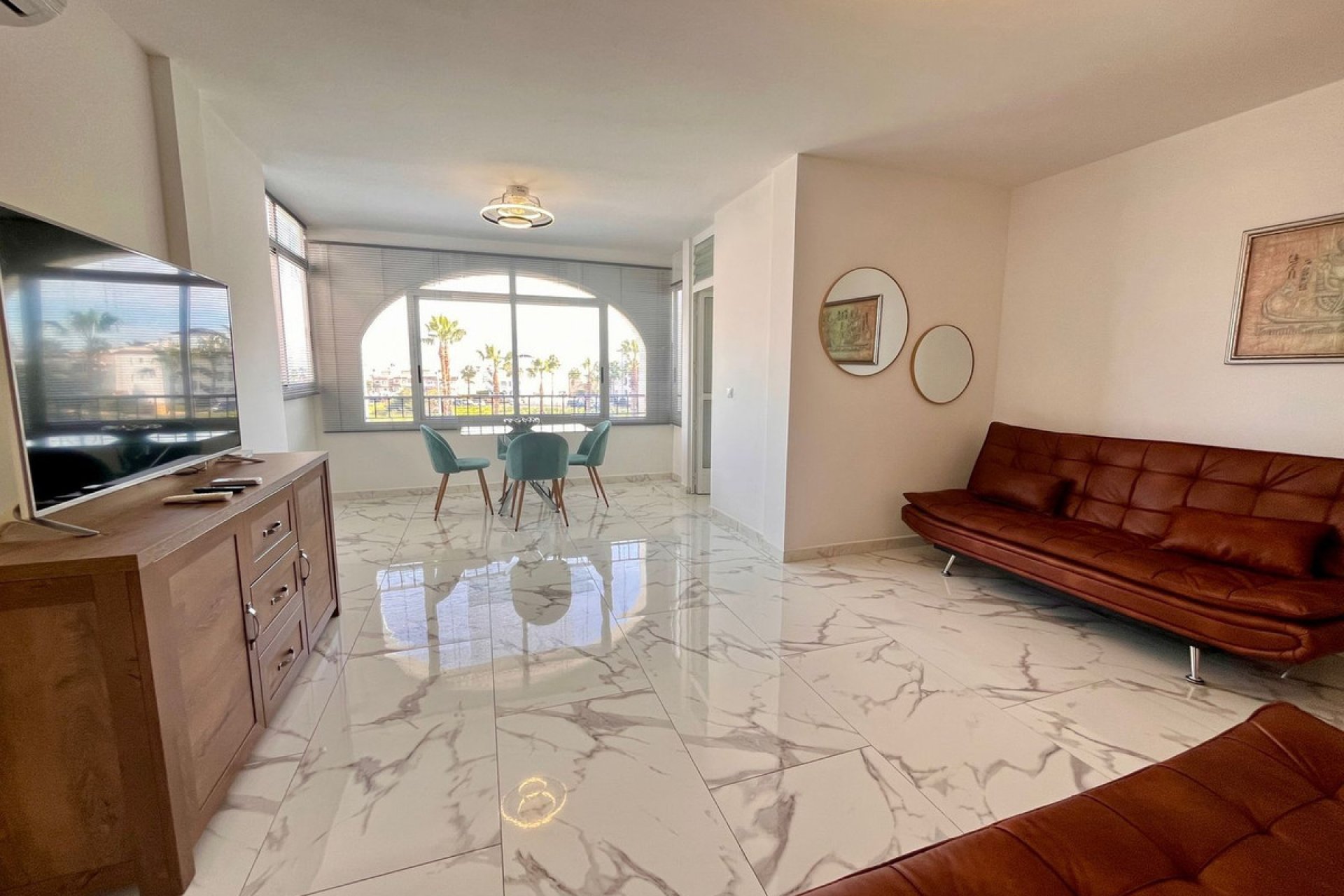 Használt ingatlanok - Apartman / lakás -
Orihuela - Villamartin