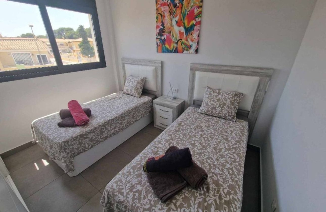Használt ingatlanok - Apartman / lakás -
Orihuela - Villamartin