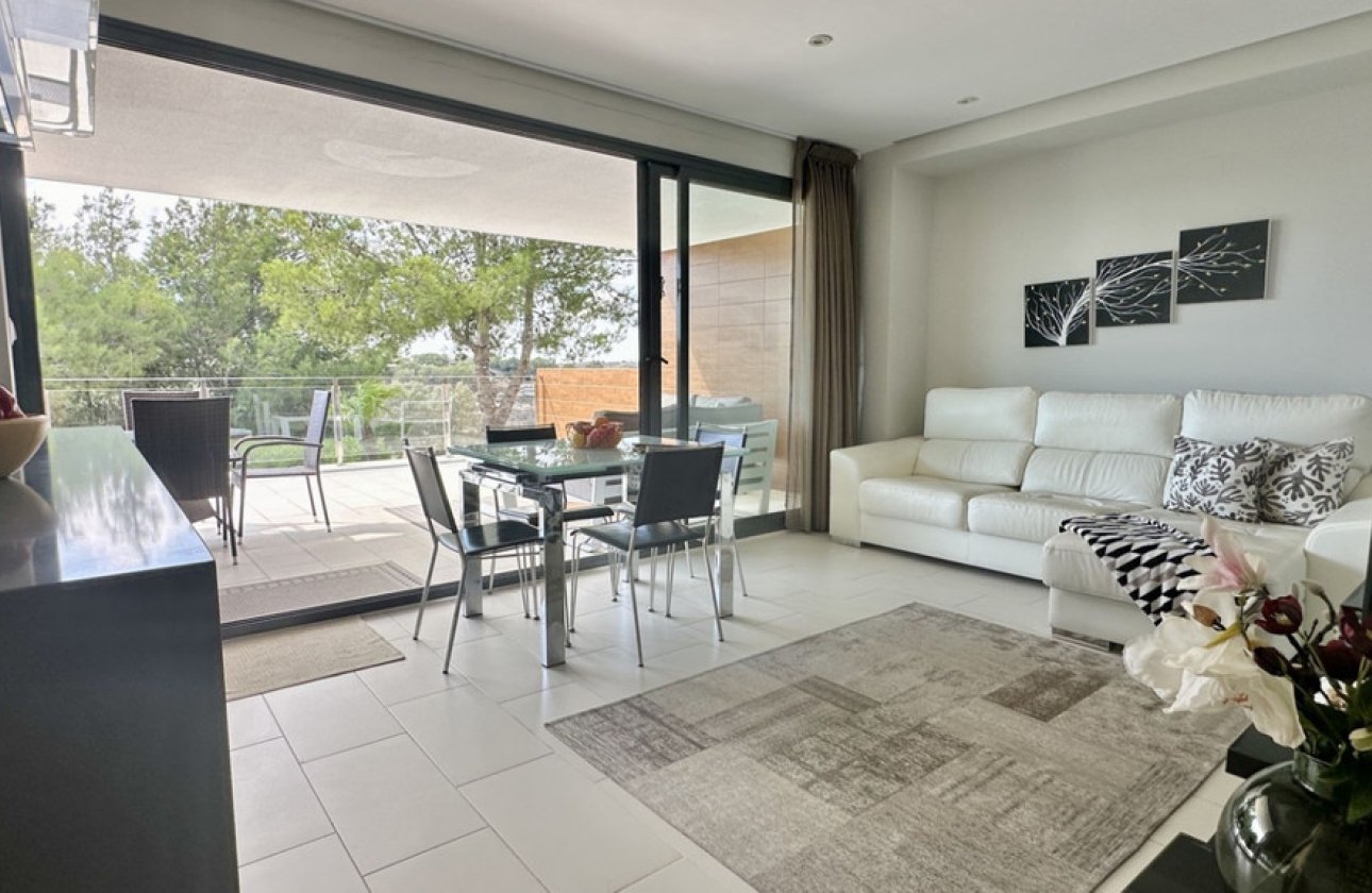 Használt ingatlanok - Apartman / lakás -
Orihuela - Villamartin