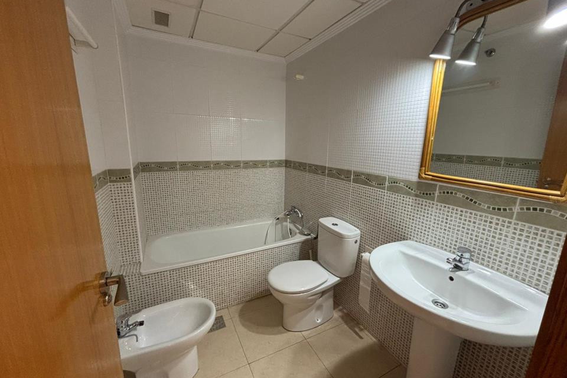 Használt ingatlanok - Apartman / lakás -
Pedreguer - Pedreguer Centro