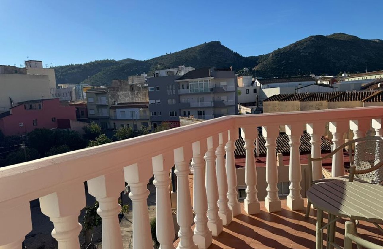 Használt ingatlanok - Apartman / lakás -
Pedreguer - Pedreguer Centro