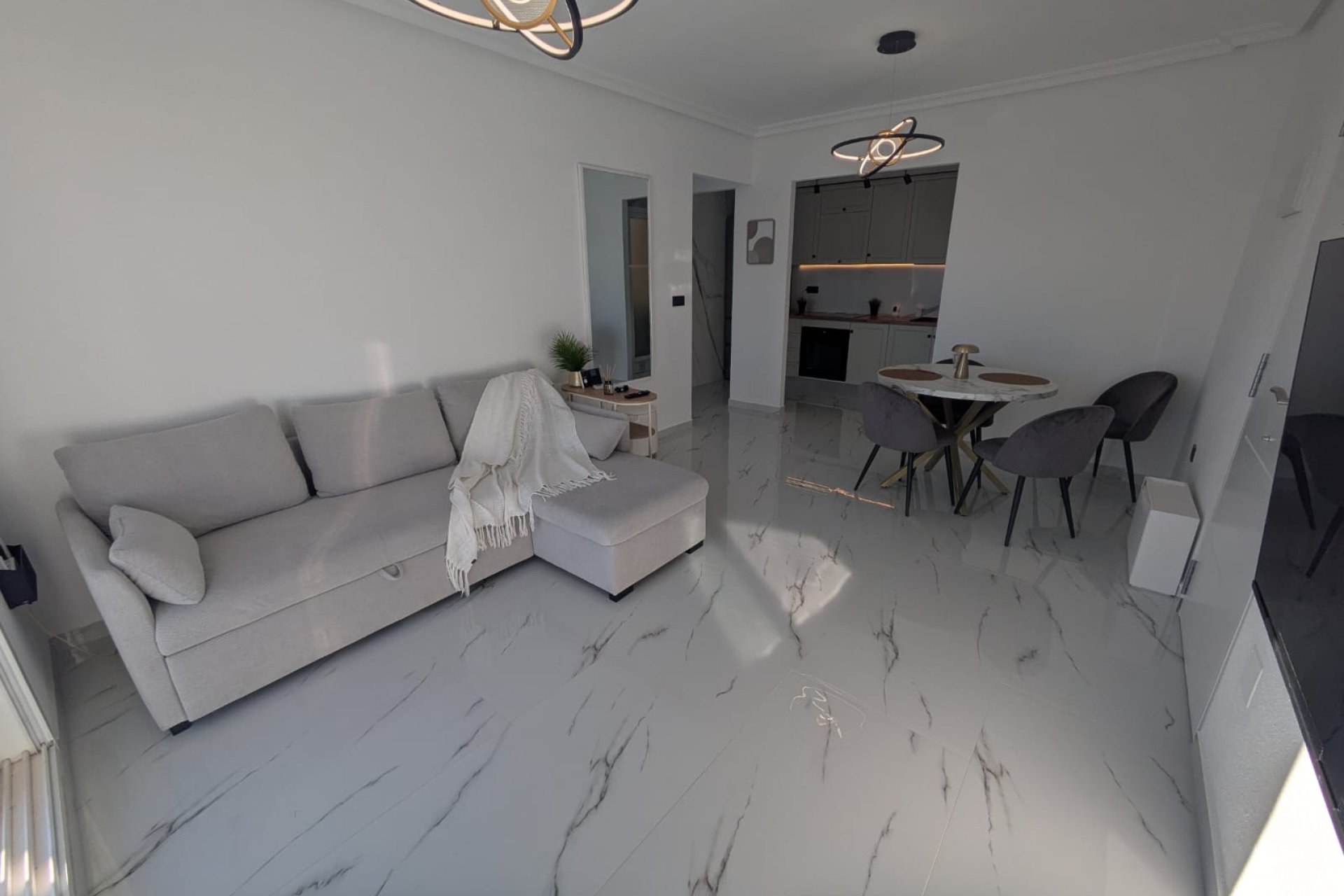 Használt ingatlanok - Apartman / lakás -
Playa Flamenca