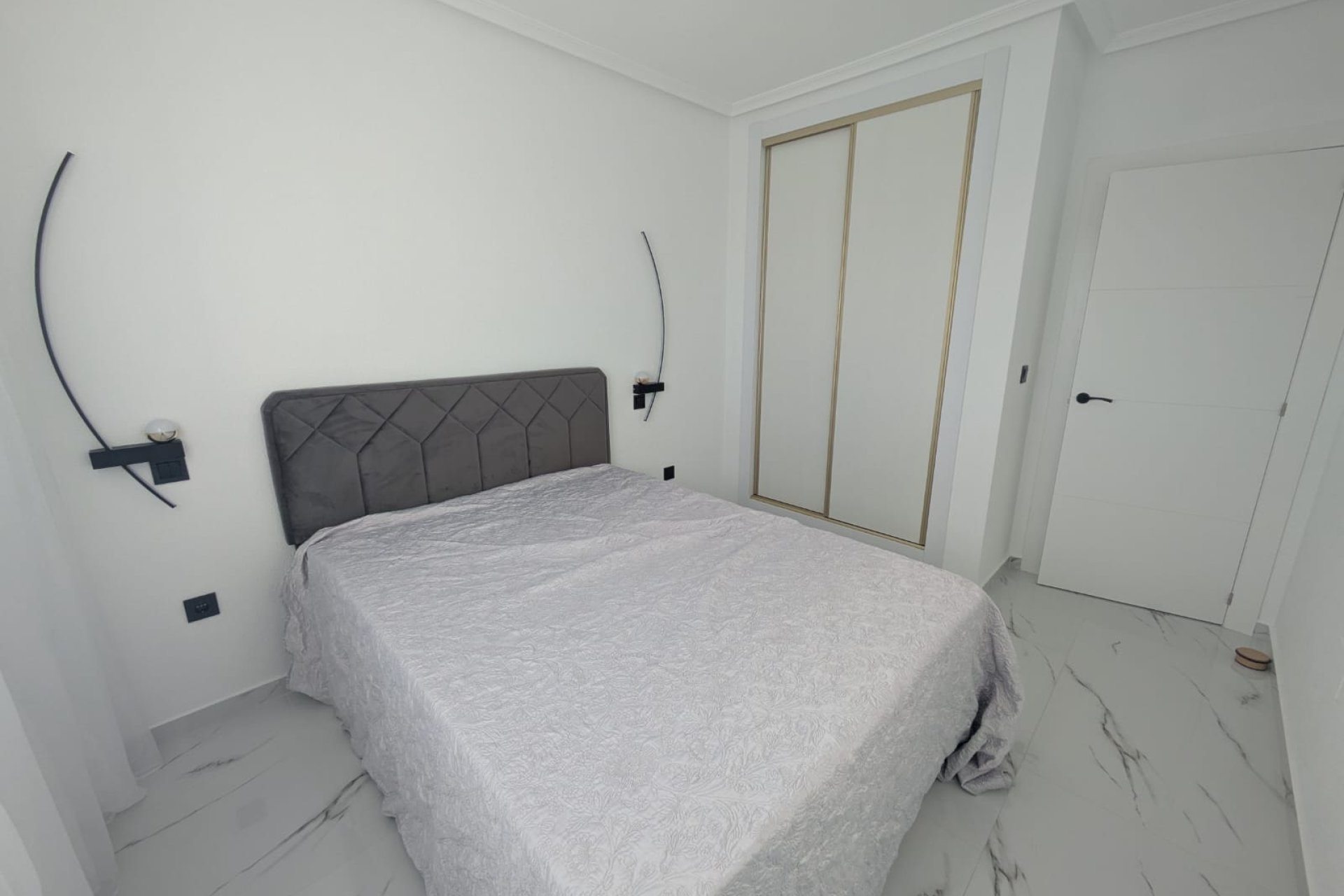 Használt ingatlanok - Apartman / lakás -
Playa Flamenca