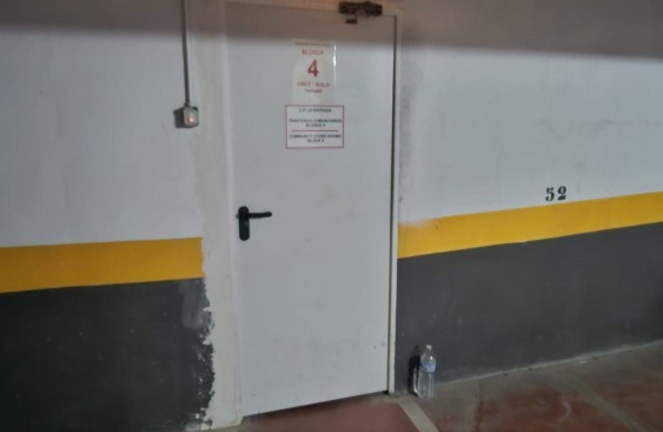 Használt ingatlanok - Apartman / lakás -
Punta Prima - La Entrada