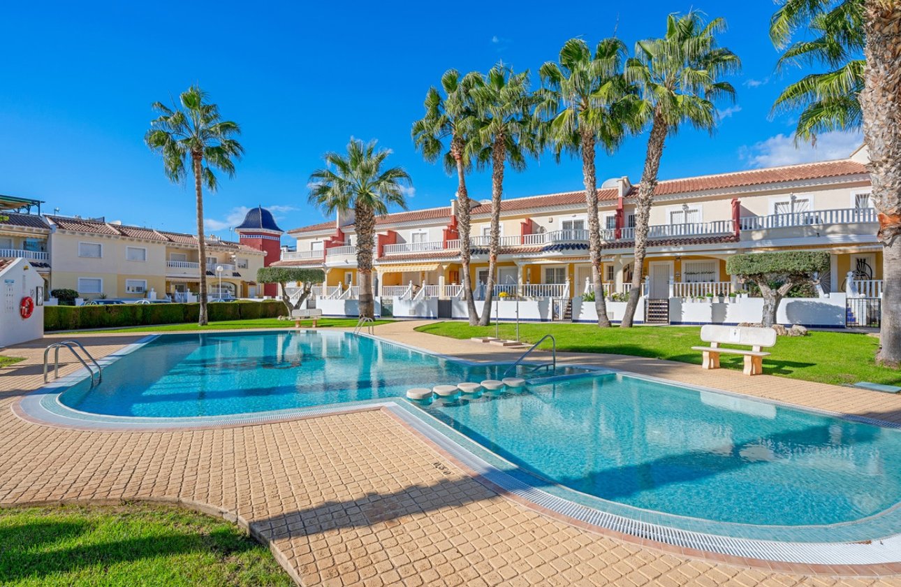 Használt ingatlanok - Apartman / lakás -
Rojales - Ciudad Quesada