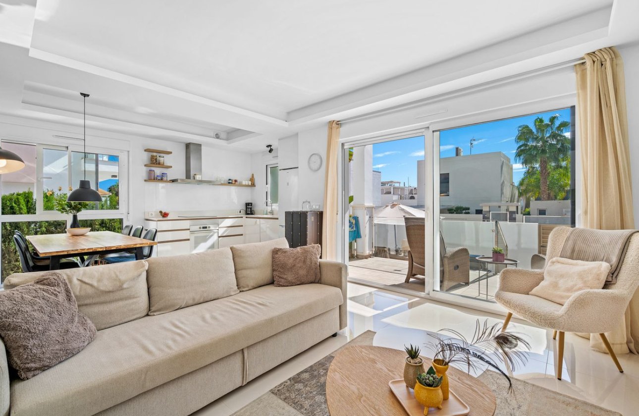 Használt ingatlanok - Apartman / lakás -
Rojales - Ciudad Quesada