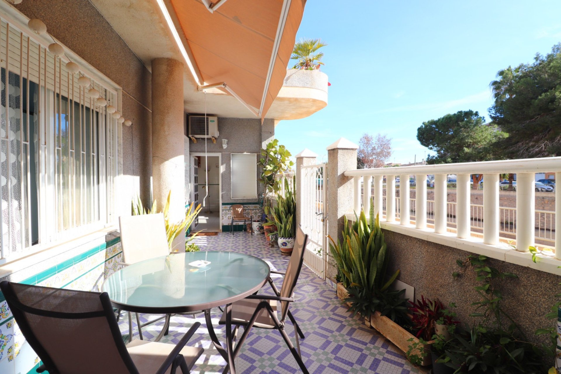 Használt ingatlanok - Apartman / lakás -
Rojales - Rojales Centro