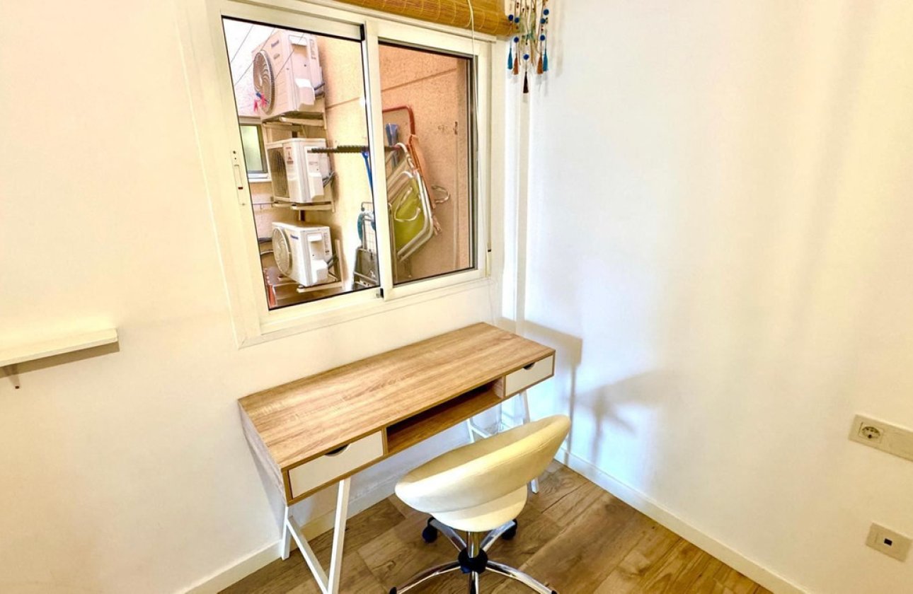 Használt ingatlanok - Apartman / lakás -
Santa Pola - Gran Alacant