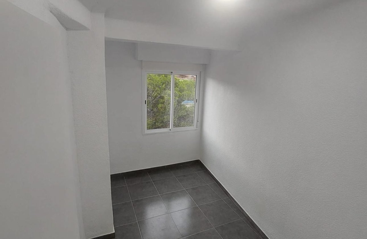 Használt ingatlanok - Apartman / lakás -
Santa Pola - Santa Pola Centro