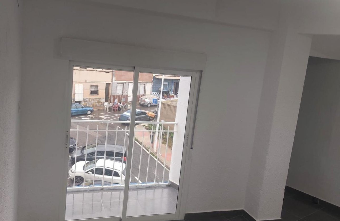 Használt ingatlanok - Apartman / lakás -
Santa Pola - Santa Pola Centro