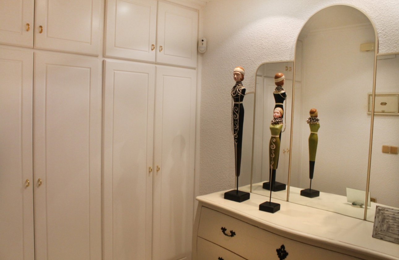 Használt ingatlanok - Apartman / lakás -
Santa Pola - Santa Pola Centro