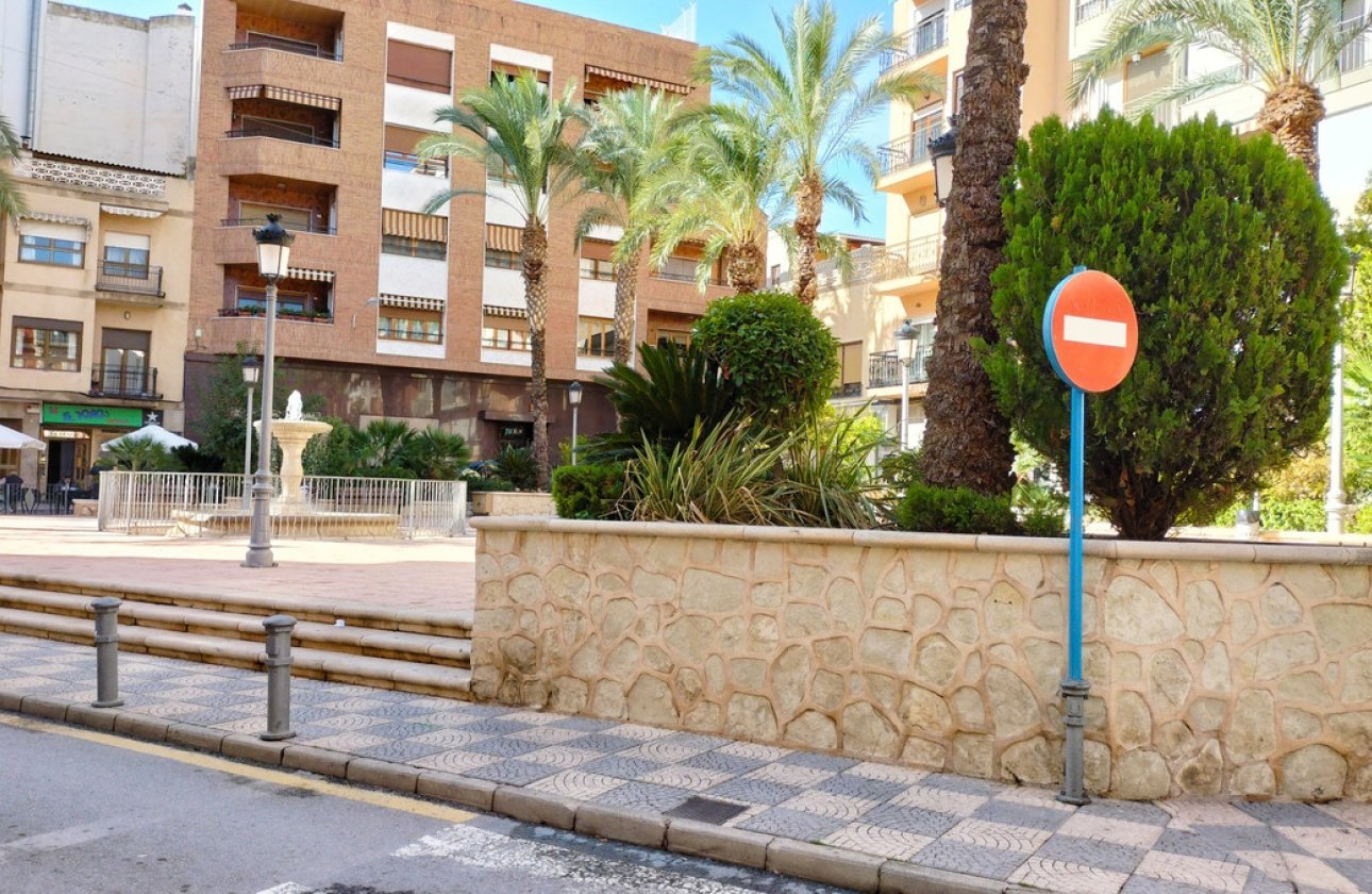 Használt ingatlanok - Apartman / lakás -
Sax - Sax Centro