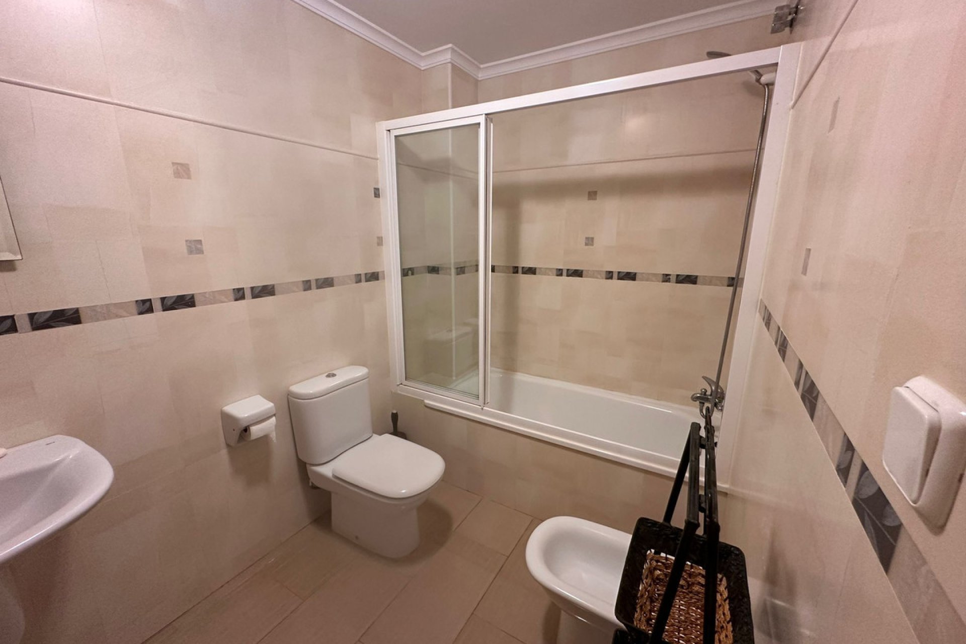 Használt ingatlanok - Apartman / lakás -
Teulada - Teulada Centro