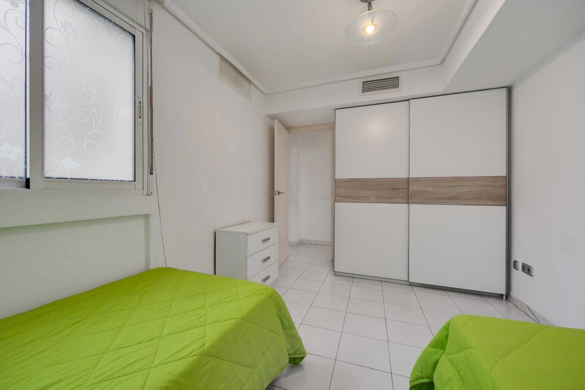 Használt ingatlanok - Apartman / lakás -
Torrevieja - Centro