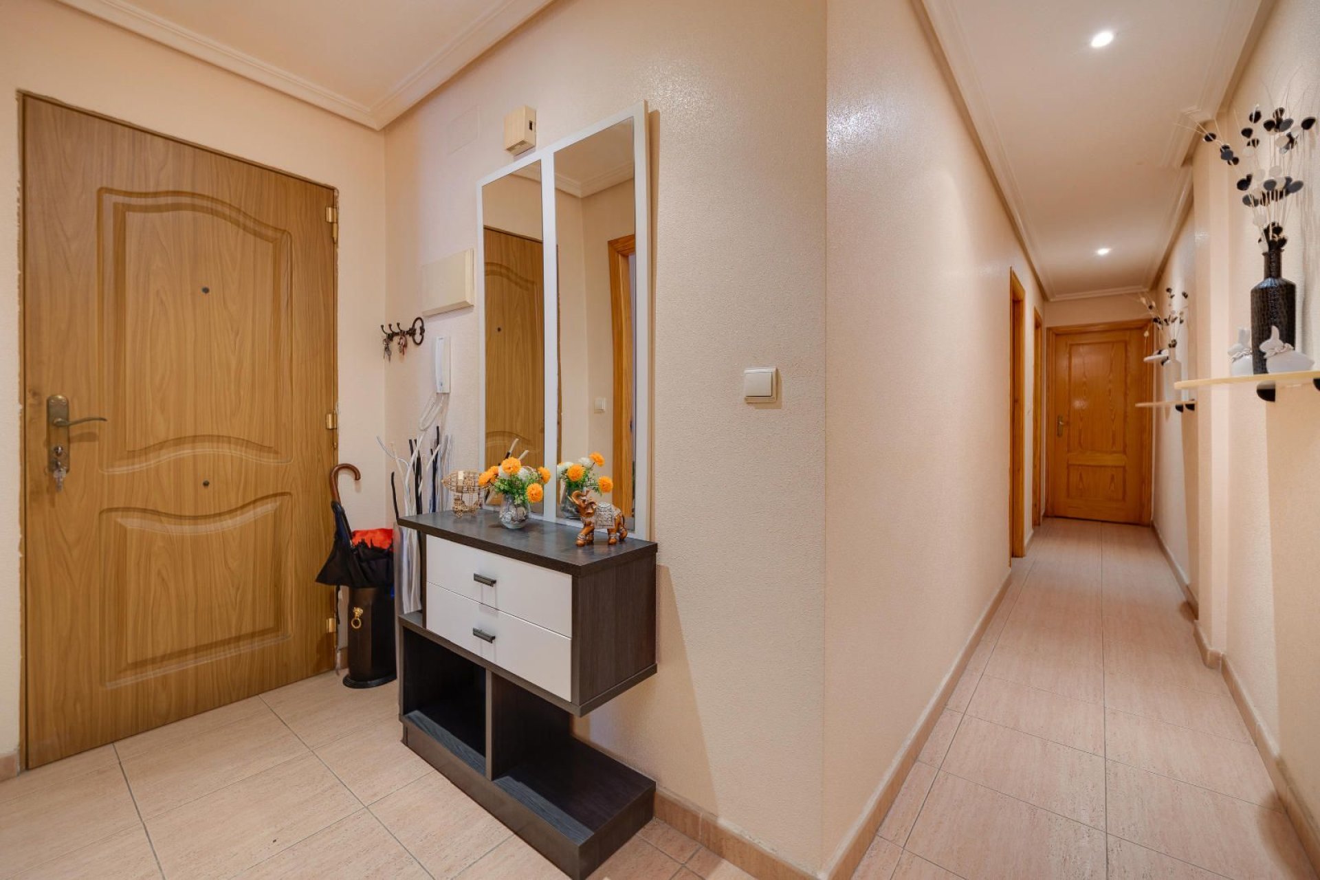 Használt ingatlanok - Apartman / lakás -
Torrevieja - Centro