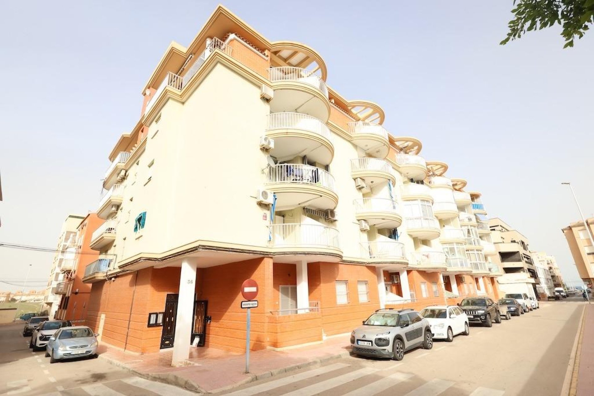 Használt ingatlanok - Apartman / lakás -
Torrevieja - La Mata pueblo