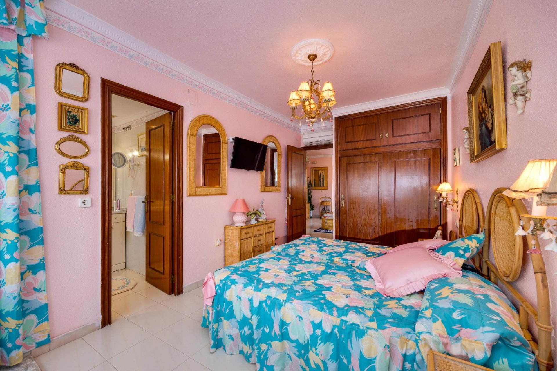 Használt ingatlanok - Apartman / lakás -
Torrevieja - La Mata