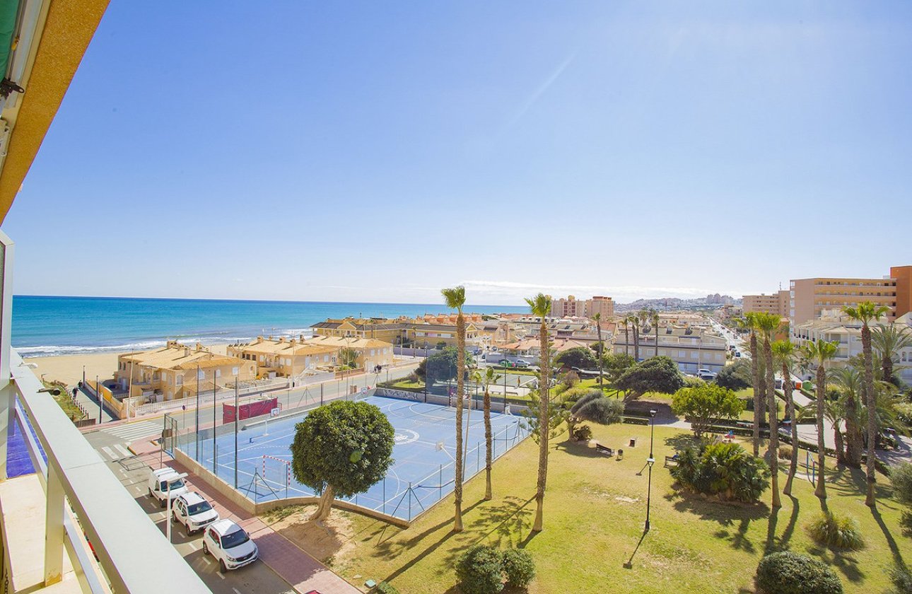 Használt ingatlanok - Apartman / lakás -
Torrevieja - La Mata