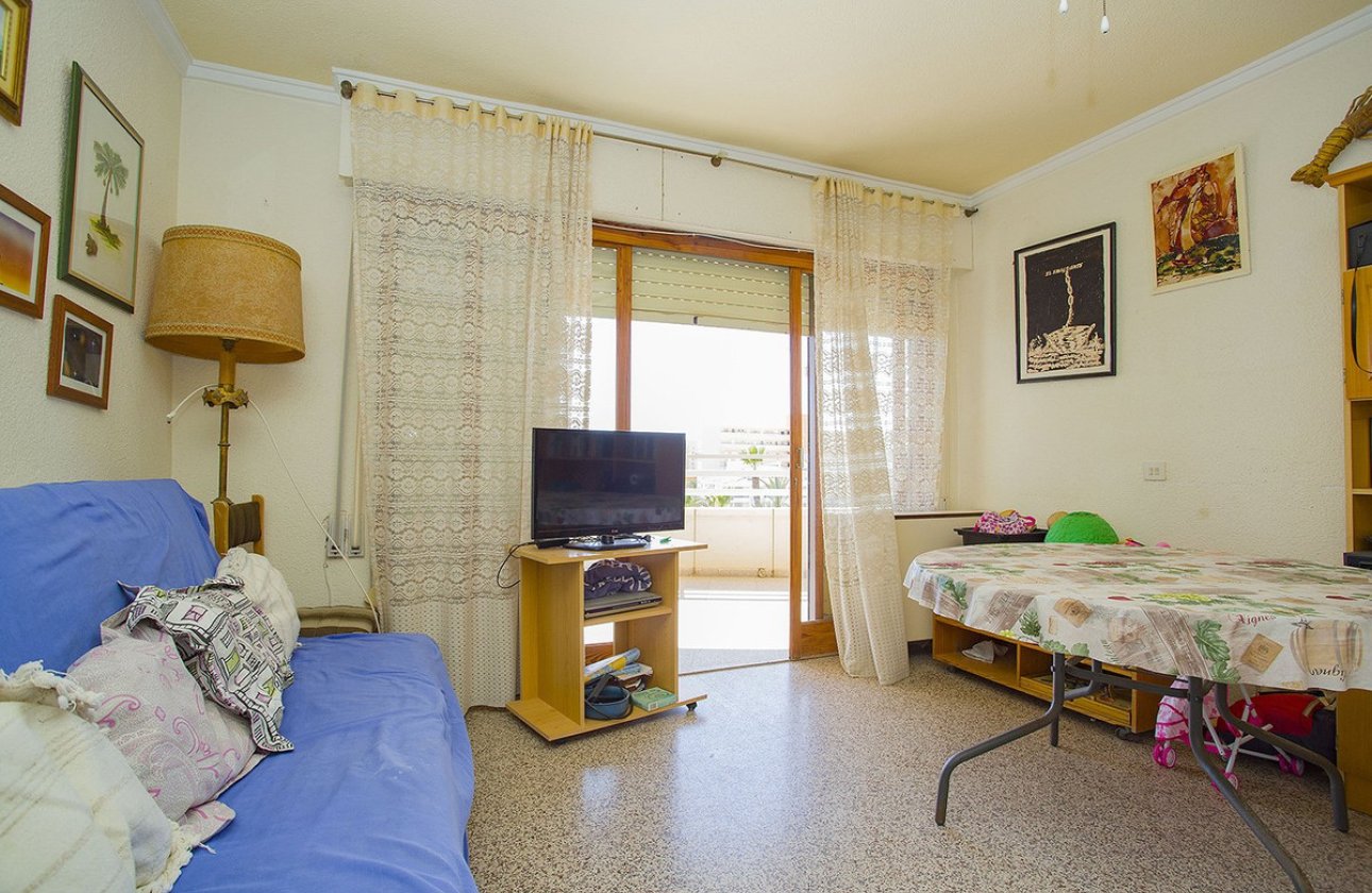 Használt ingatlanok - Apartman / lakás -
Torrevieja - La Mata