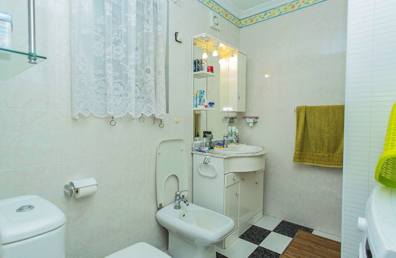 Használt ingatlanok - Apartman / lakás -
Torrevieja - La Mata