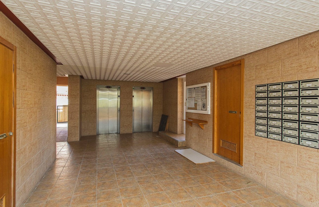 Használt ingatlanok - Apartman / lakás -
Torrevieja - La Mata