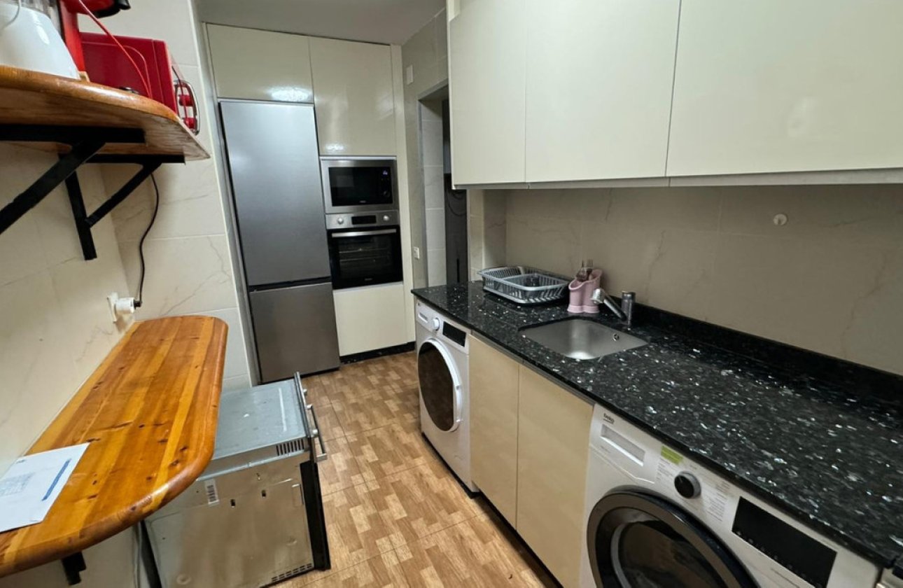 Használt ingatlanok - Apartman / lakás -
Torrevieja - La Mata