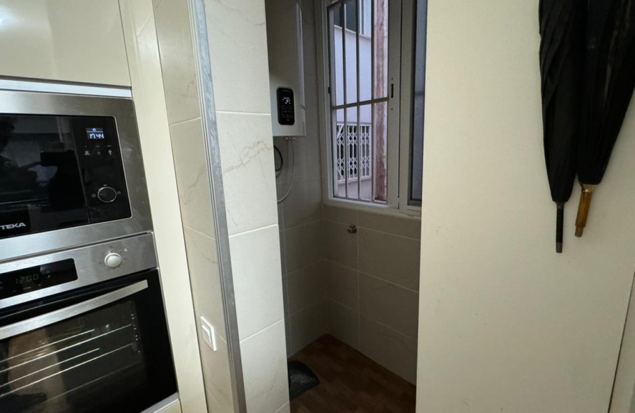 Használt ingatlanok - Apartman / lakás -
Torrevieja - La Mata