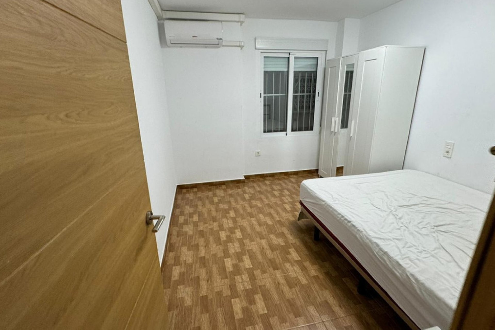 Használt ingatlanok - Apartman / lakás -
Torrevieja - La Mata