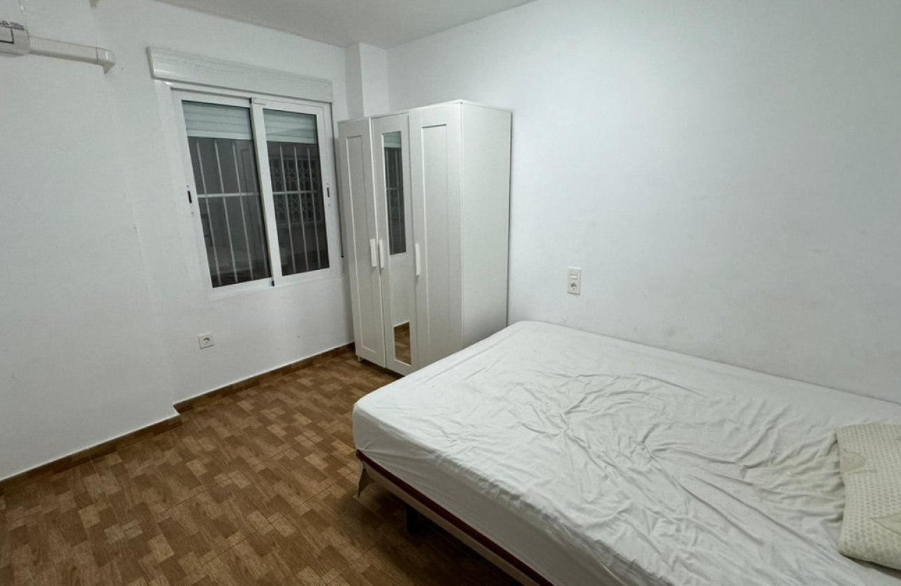 Használt ingatlanok - Apartman / lakás -
Torrevieja - La Mata