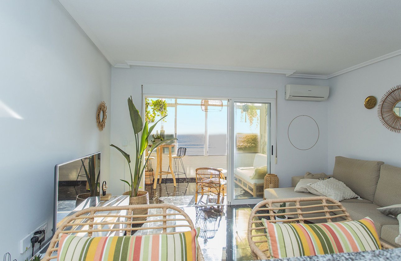 Használt ingatlanok - Apartman / lakás -
Torrevieja - La Mata