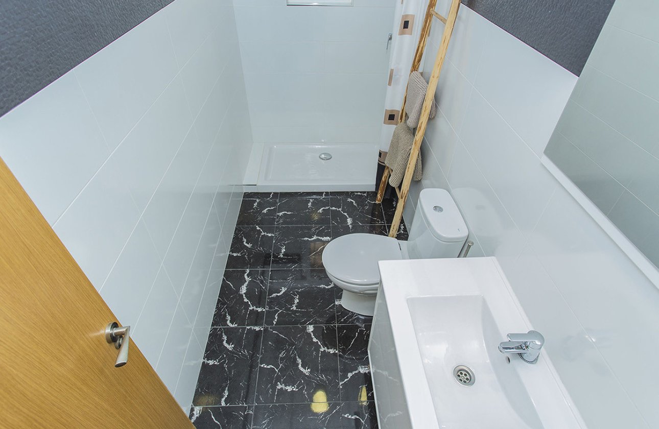 Használt ingatlanok - Apartman / lakás -
Torrevieja - La Mata