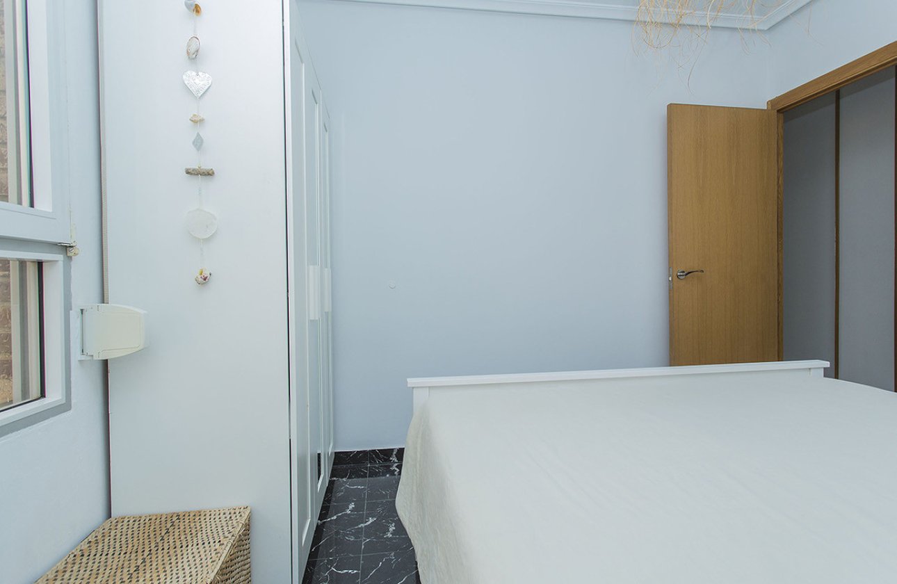 Használt ingatlanok - Apartman / lakás -
Torrevieja - La Mata