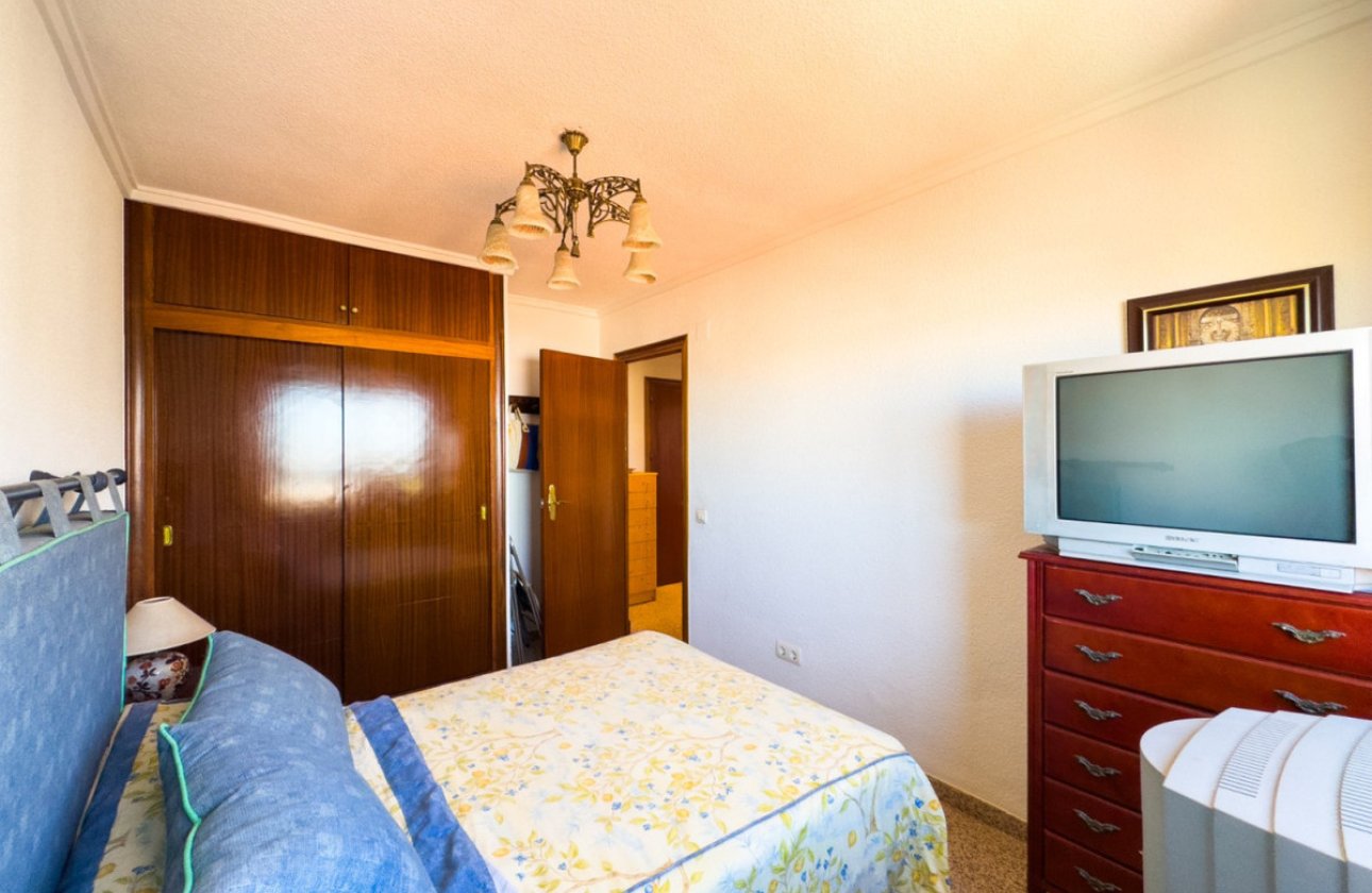 Használt ingatlanok - Apartman / lakás -
Torrevieja - La Mata