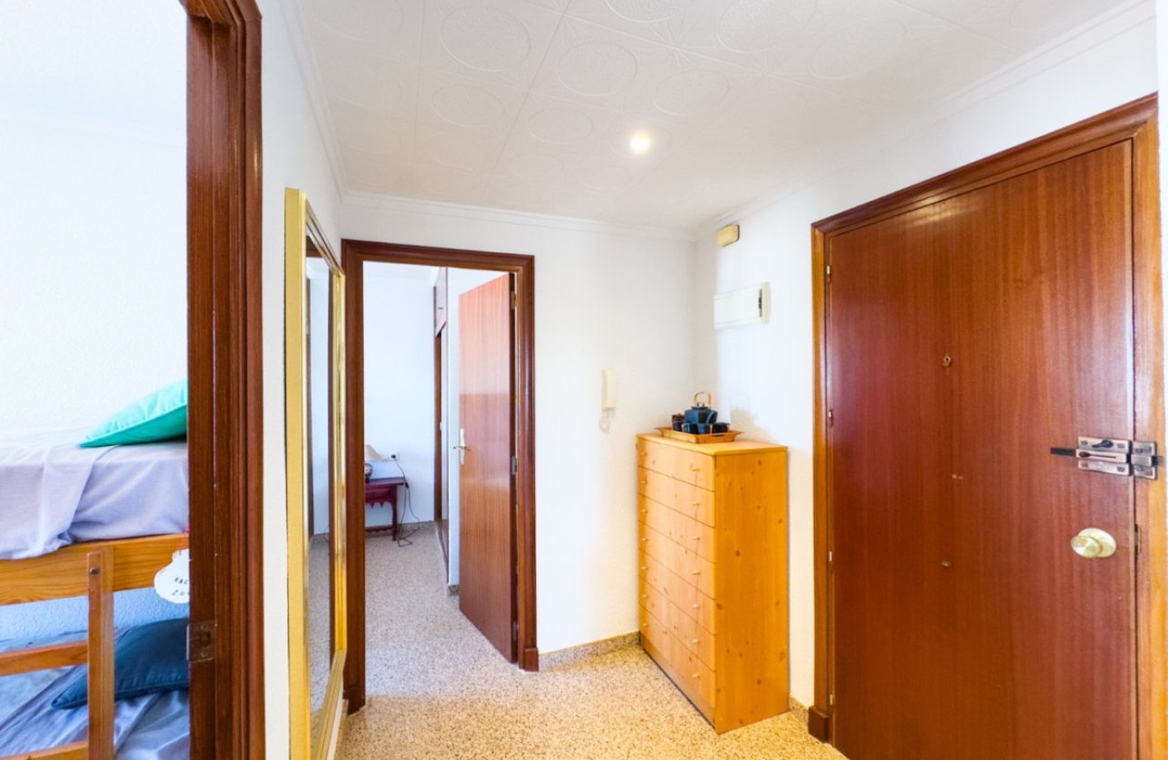 Használt ingatlanok - Apartman / lakás -
Torrevieja - La Mata