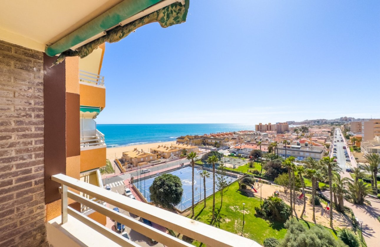 Használt ingatlanok - Apartman / lakás -
Torrevieja - La Mata
