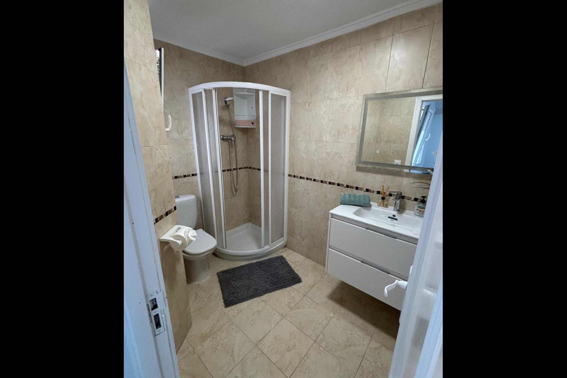 Használt ingatlanok - Apartman / lakás -
Torrevieja - La Mata