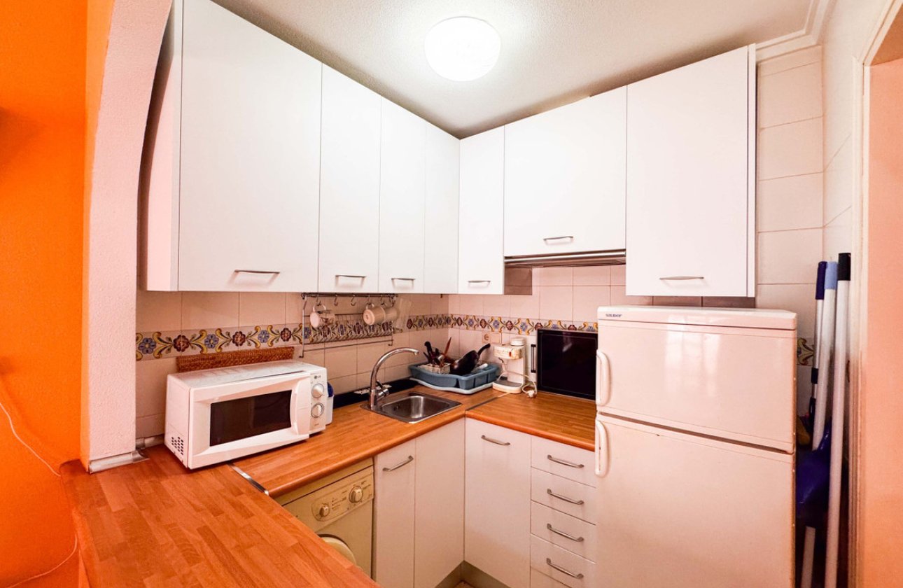 Használt ingatlanok - Apartman / lakás -
Torrevieja - La Mata