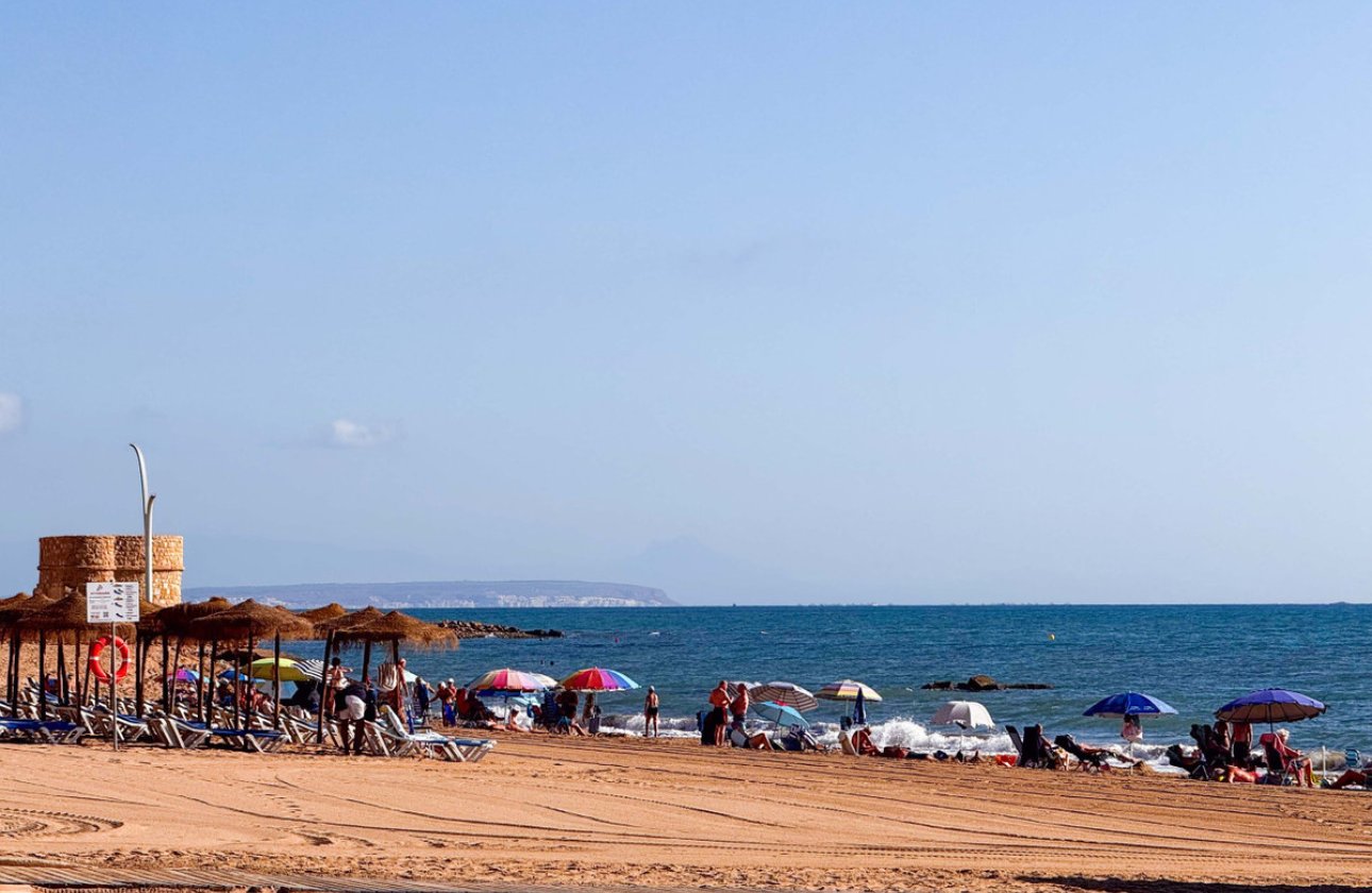 Használt ingatlanok - Apartman / lakás -
Torrevieja - La Mata